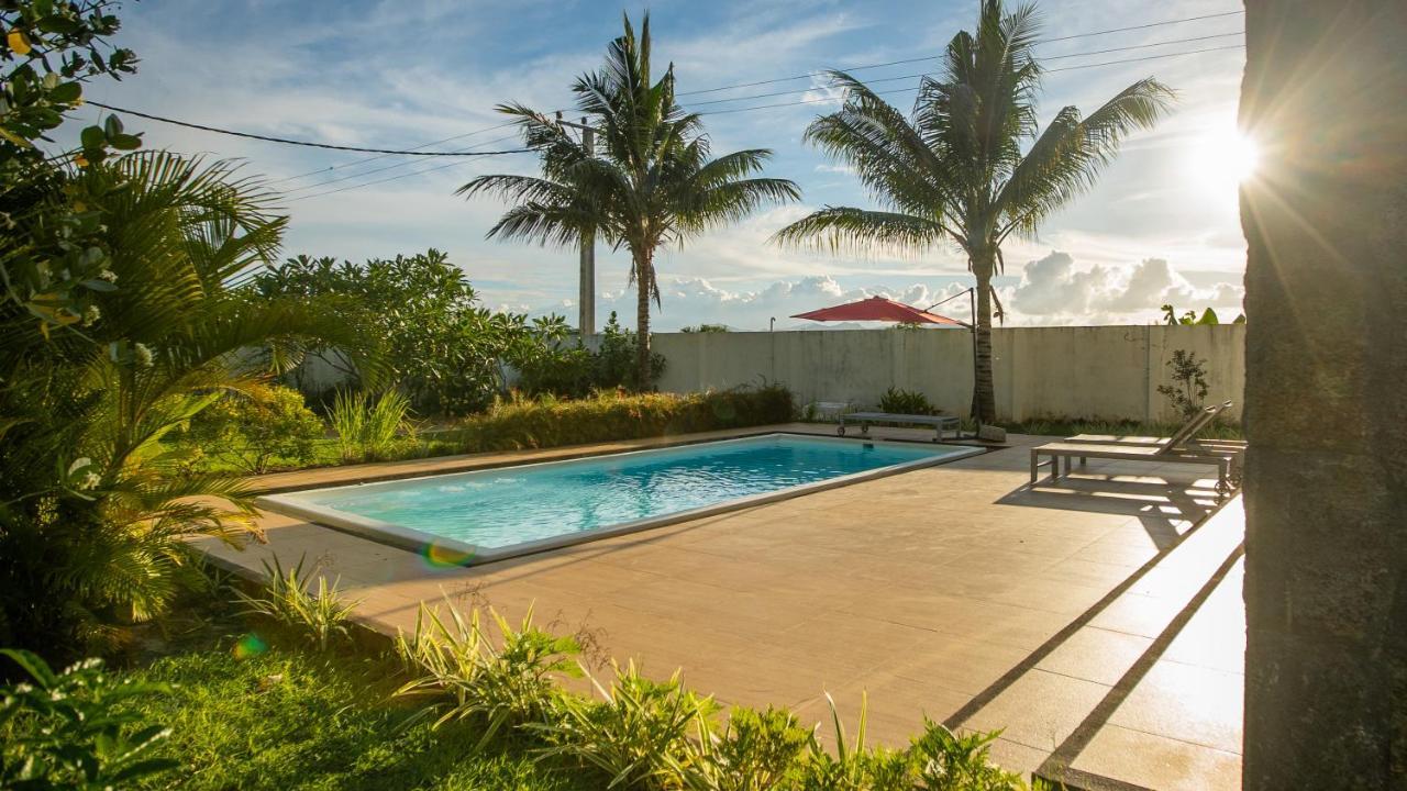 Villa Angelou - Sunlit Beach Getaway With Pool And Wifi ベル・マール エクステリア 写真