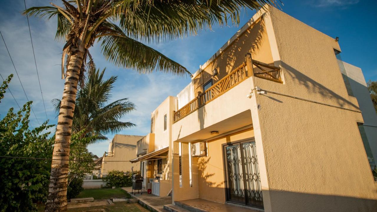 Villa Angelou - Sunlit Beach Getaway With Pool And Wifi ベル・マール エクステリア 写真